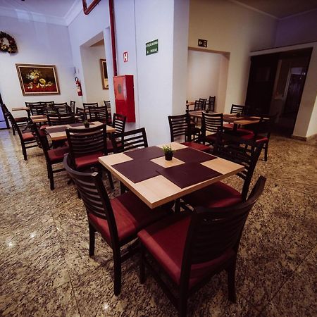Hotel Euro Suite Pocos De Caldas By Nacional Inn Buitenkant foto