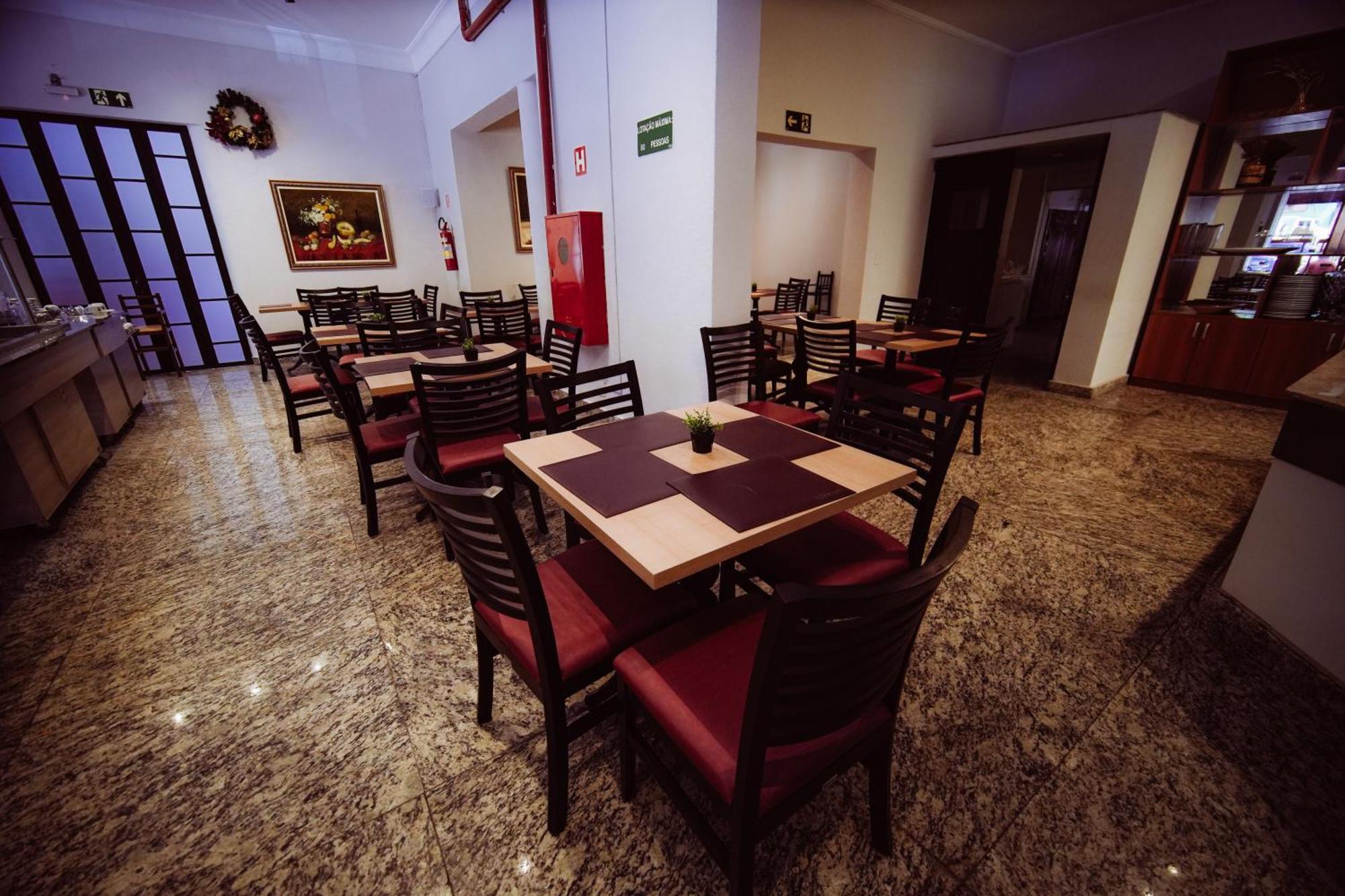 Hotel Euro Suite Pocos De Caldas By Nacional Inn Buitenkant foto
